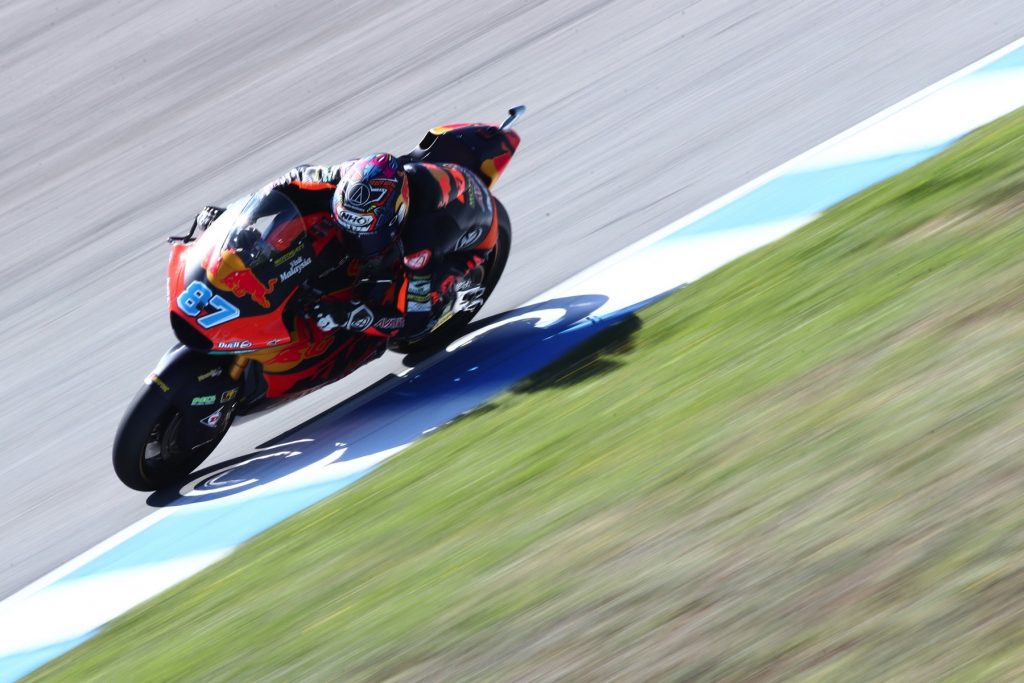 Remy heads to Le Mans with a three point lead in the Moto2 World ...